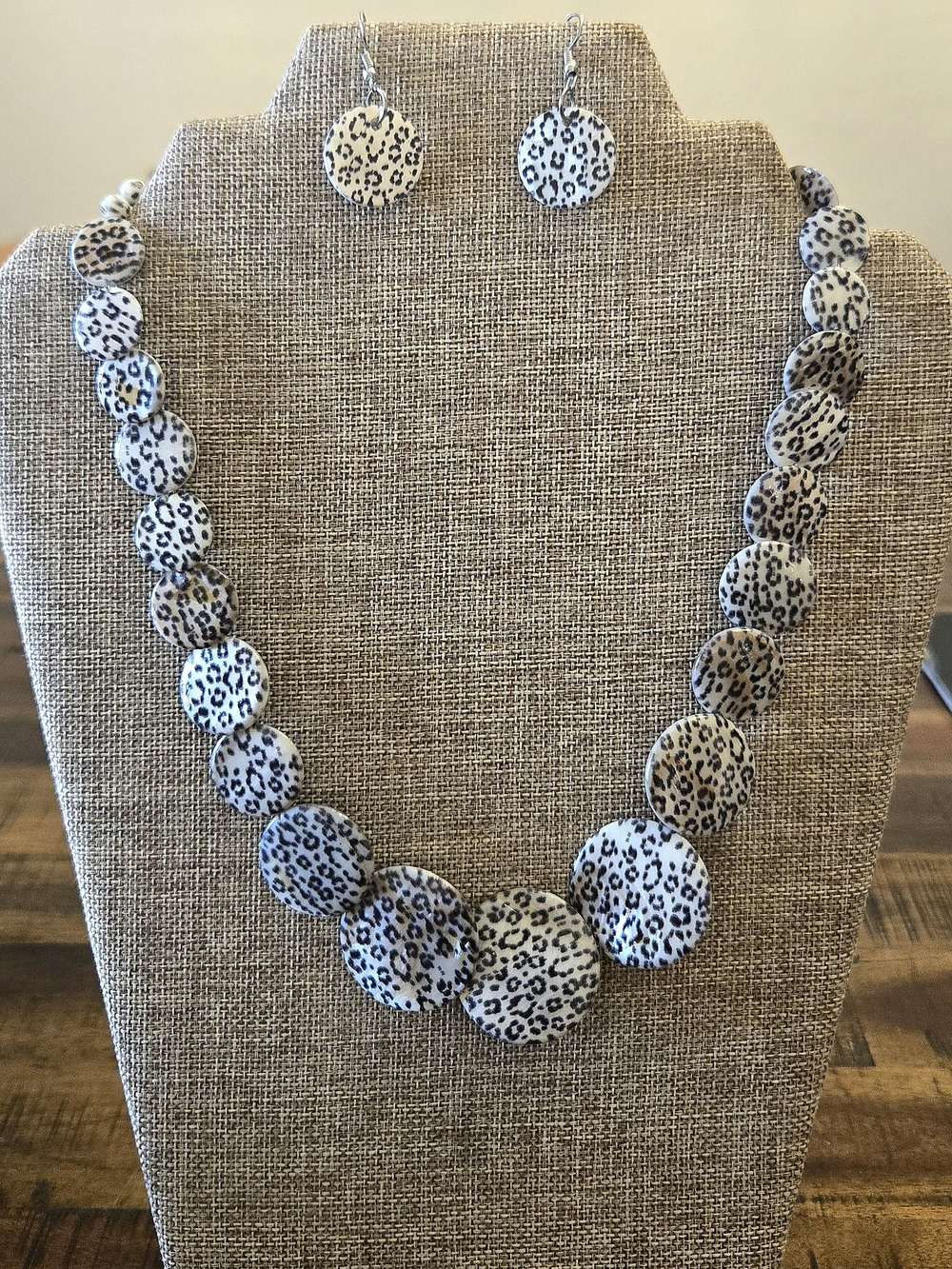 Animal Print Disc Necklace and Earring Set - White and Black